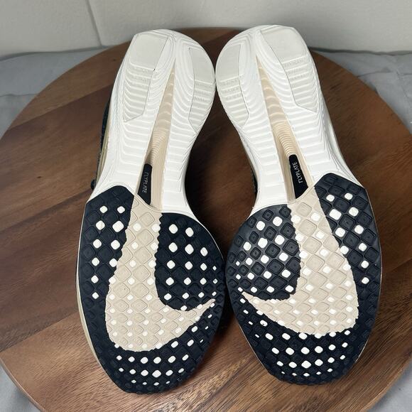 Nike ZoomX VaporFly Next% 3 Black Metallic Gold NBY Size Men’s 6.5/Women’s 8 - Picture 8 of 10